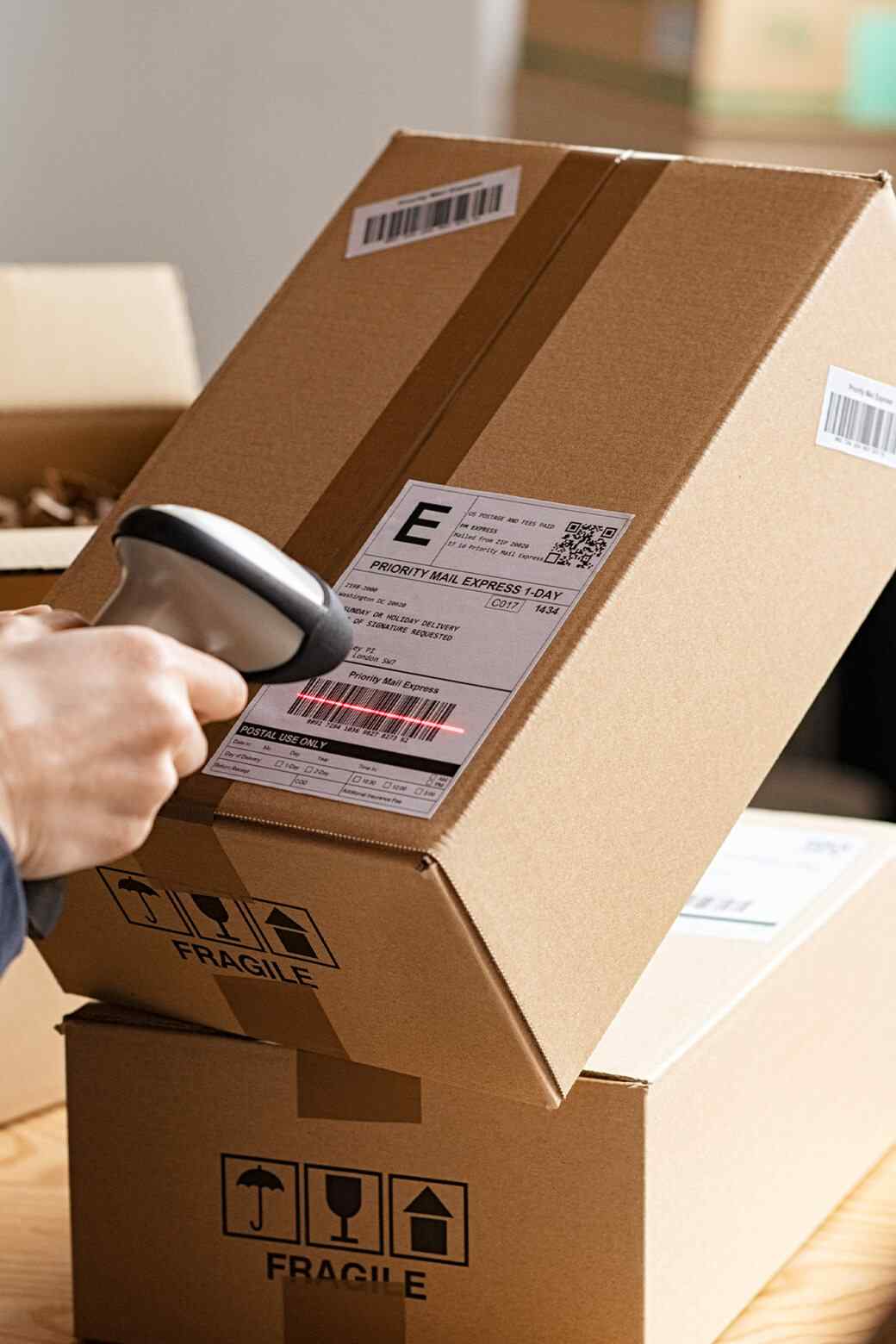 https://rushlyexpress.com/wp-content/uploads/2025/03/card_03_home_04.jpg