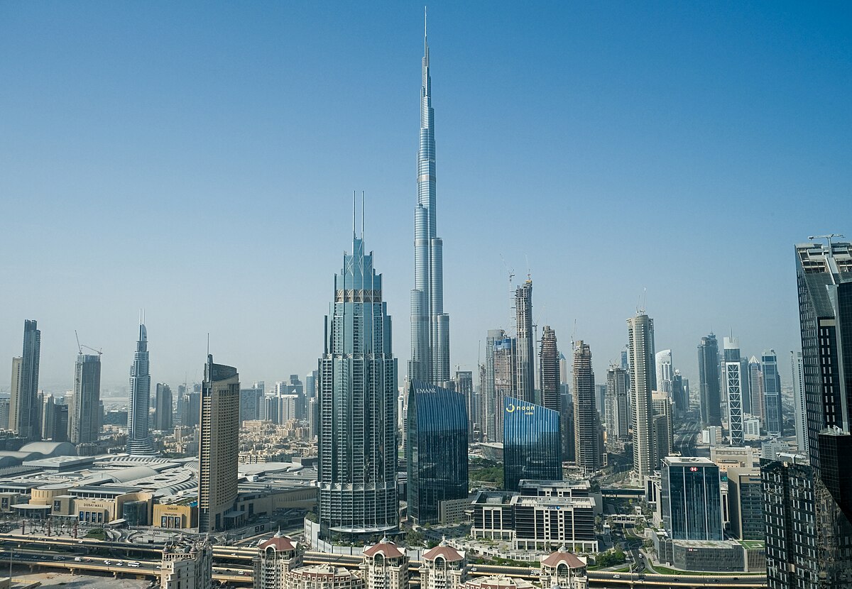 https://rushlyexpress.com/wp-content/uploads/2025/12/Burj_Khalifa_2021.jpg